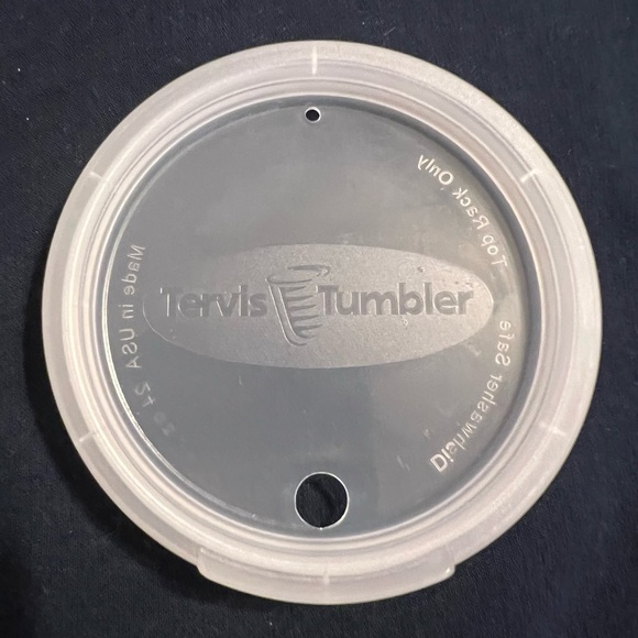 TERVIS RARE NC TAR HEELS (NWOT) 24 oz. TUMBLER - Picture 6 of 6